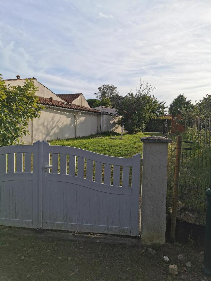 Comme A La Maison La Jonchere エクステリア 写真